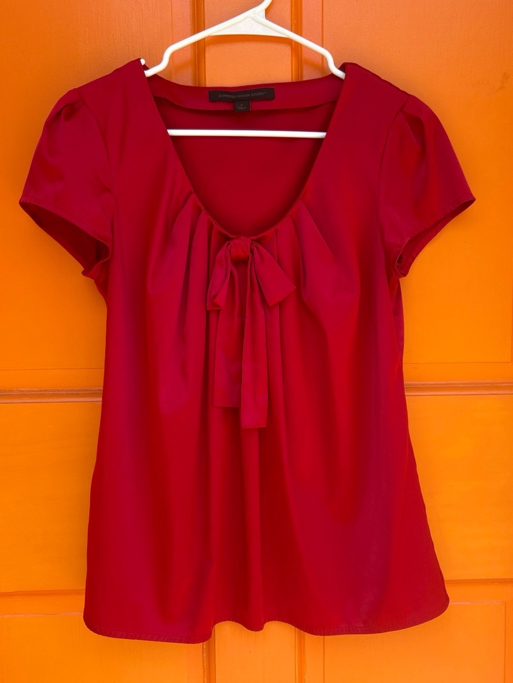 Express Red Tie-Neck Short Sleeve Blouse